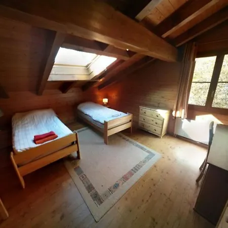 Ideally Located Splendid Chalet In The Swiss Alps شاليه *